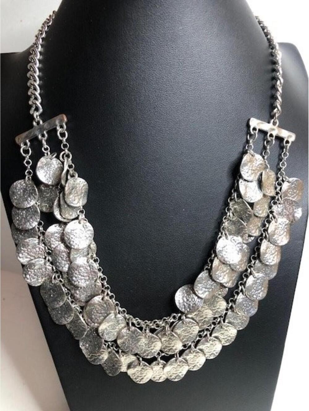 B1224 Natash Statement Bib Necklace Hammered Disc Silver Tone 18-20"
